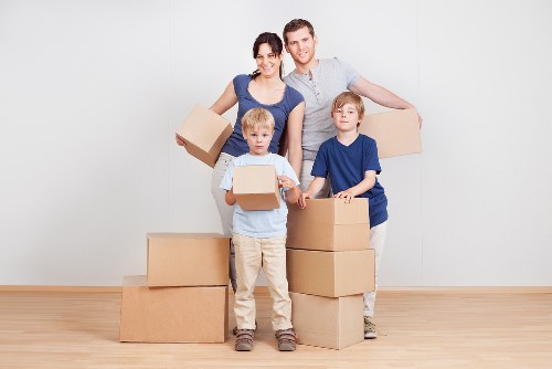 Local moving van for Wimbledon streets and flats